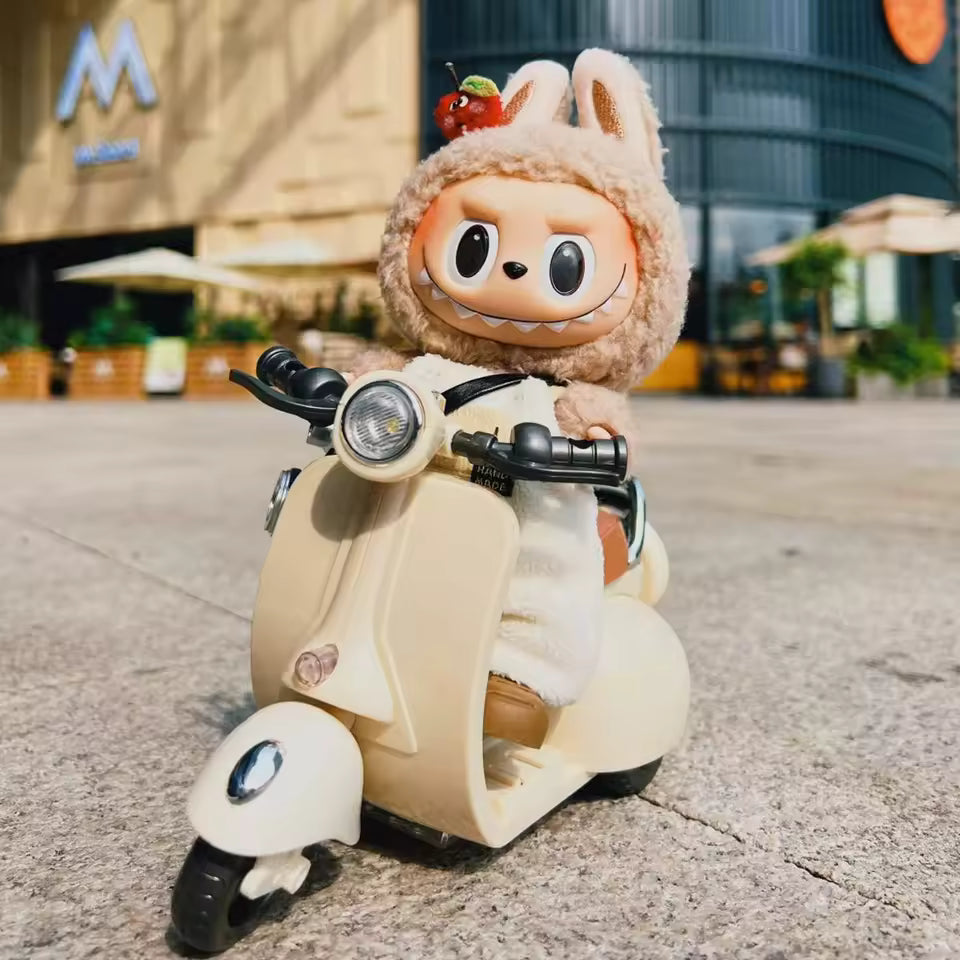 Mini 360° drehbares Motorrad – Elektrospielzeug für Labubu